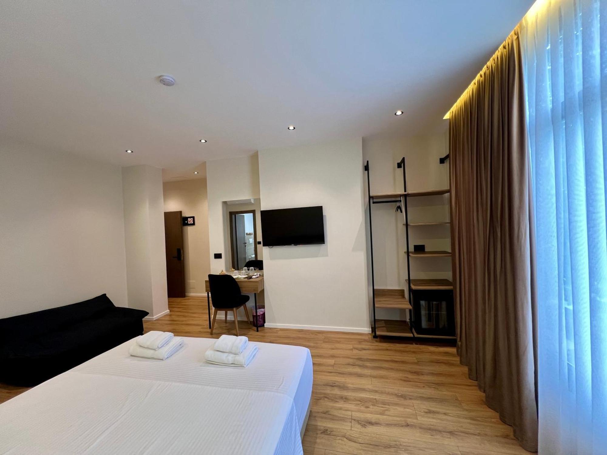 Hotel Andi Downtown Deluxe *